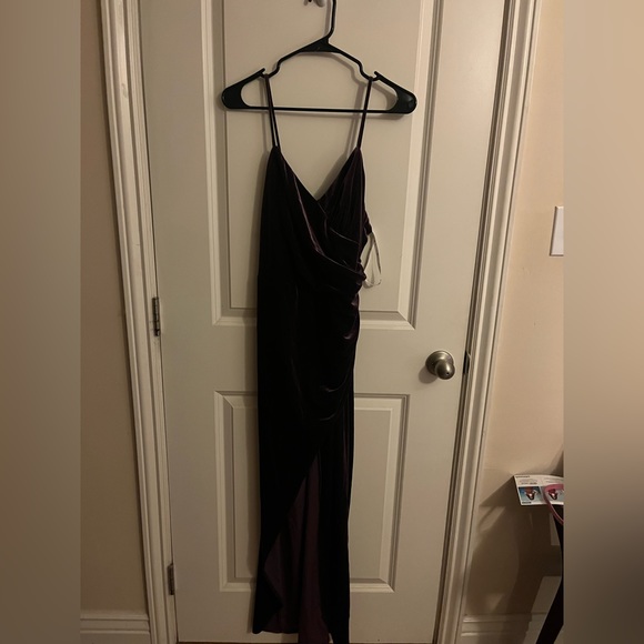 Formal gown - Picture 4 of 6